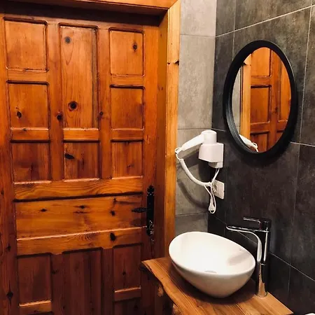 Gæstehus Stone House Obelisk Gjirokastër