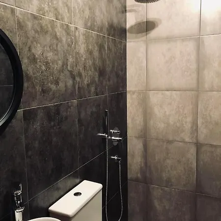 Casa de hóspedes Stone House Obelisk Gjirokastër