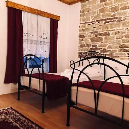 Gæstehus Stone House Obelisk