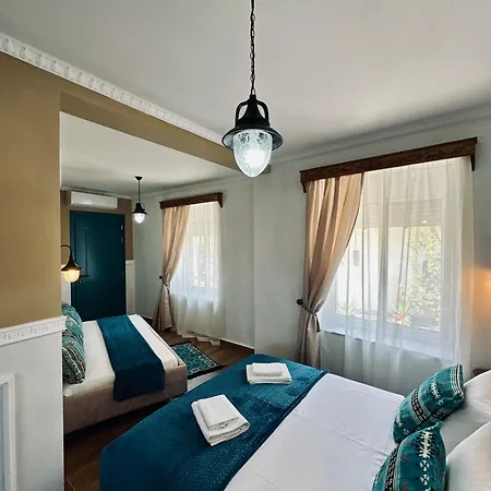 Stone House Obelisk Guest house Gjirokaster