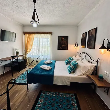 Stone House Obelisk Guest house Gjirokaster