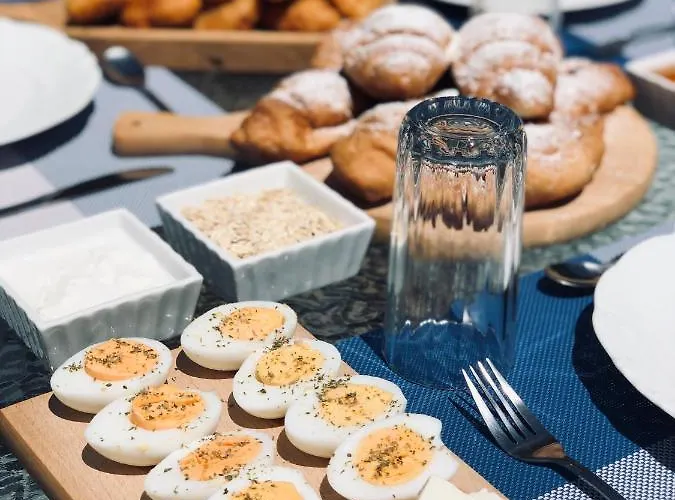 Stone House Obelisk Gasthof Gjirokastër
